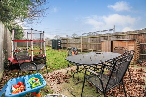 1 St Michaels Bath Road, Padworth, Reading, RG7 5HR