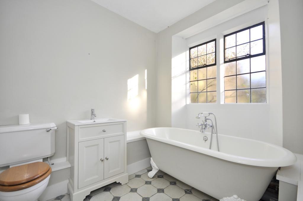 Well appointed bathroom