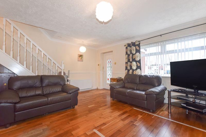 Porthleven Road, Runcorn 3 bed semidetached house £150,000