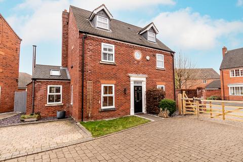 5 bedroom detached house for sale - Lawrence Way, Lichfield, WS13