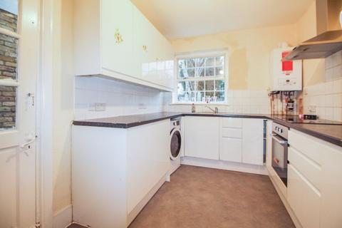 3 bedroom terraced house for sale, Huxley Road, Edmonton, N18