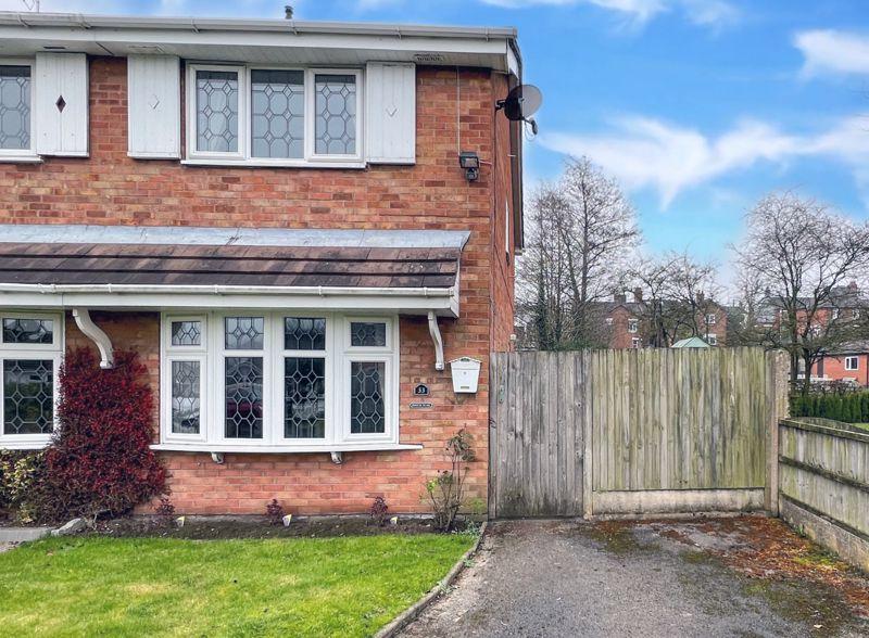 Diamond Close, Biddulph, ST8 6JP 2 bed semidetached house £159,950