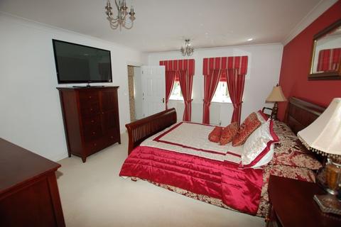 10 Cassell Close, Orsett, Grays, RM16 3HQ