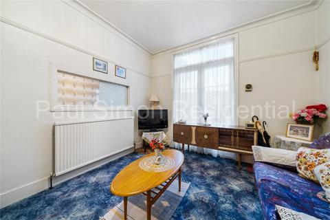 39 Sandringham Road, London, N22 6RB