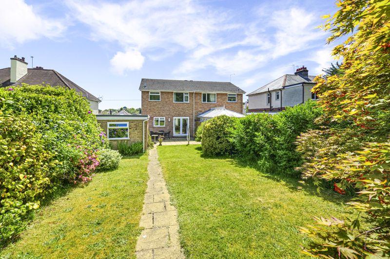 Springdale Road, Broadstone, BH18 3 bed semidetached house £430,000