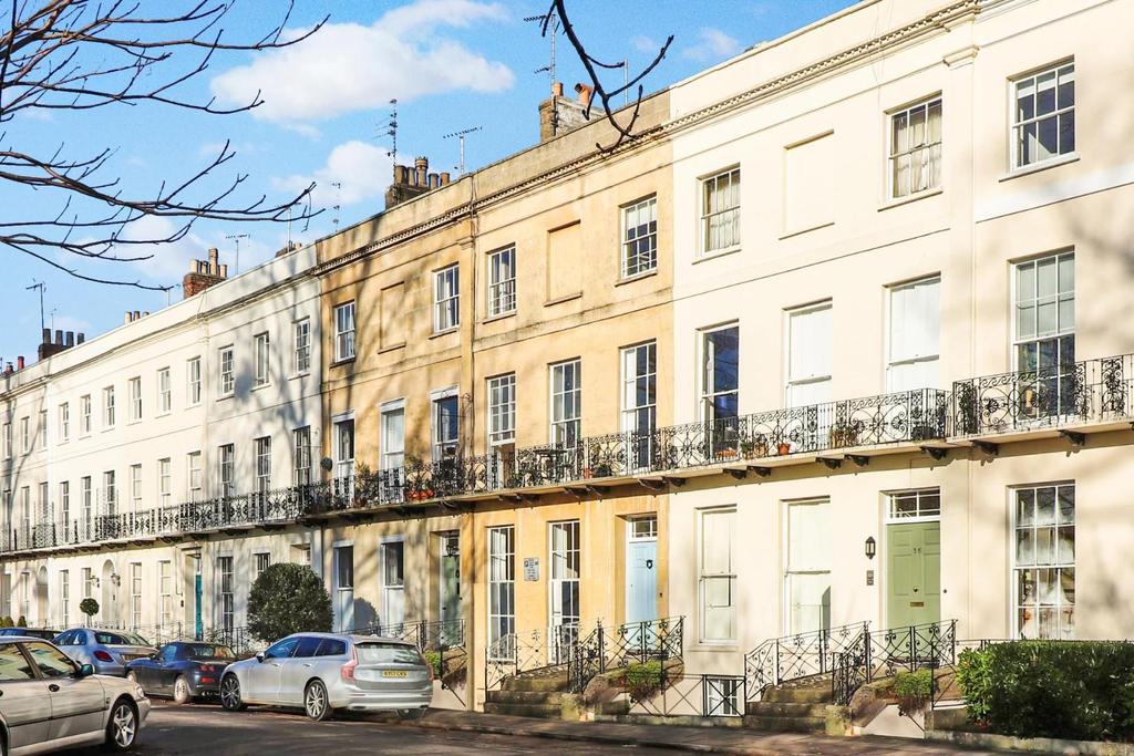 Montpellier Spa Road, Cheltenham 2 bed apartment £385,000