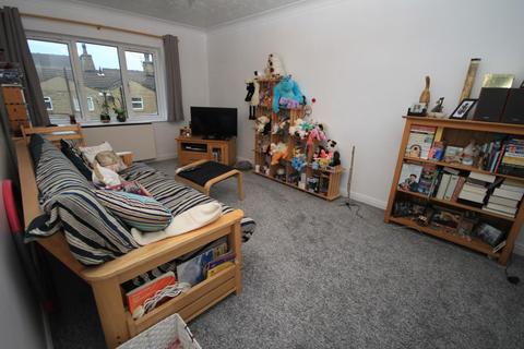 10 Emmeline Close, Bradford, BD10 9RF