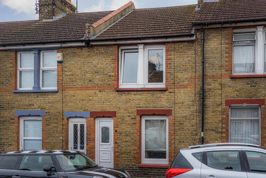 Kingsnorth Road, Faversham 3 bed house £995 pcm (£230 pw)