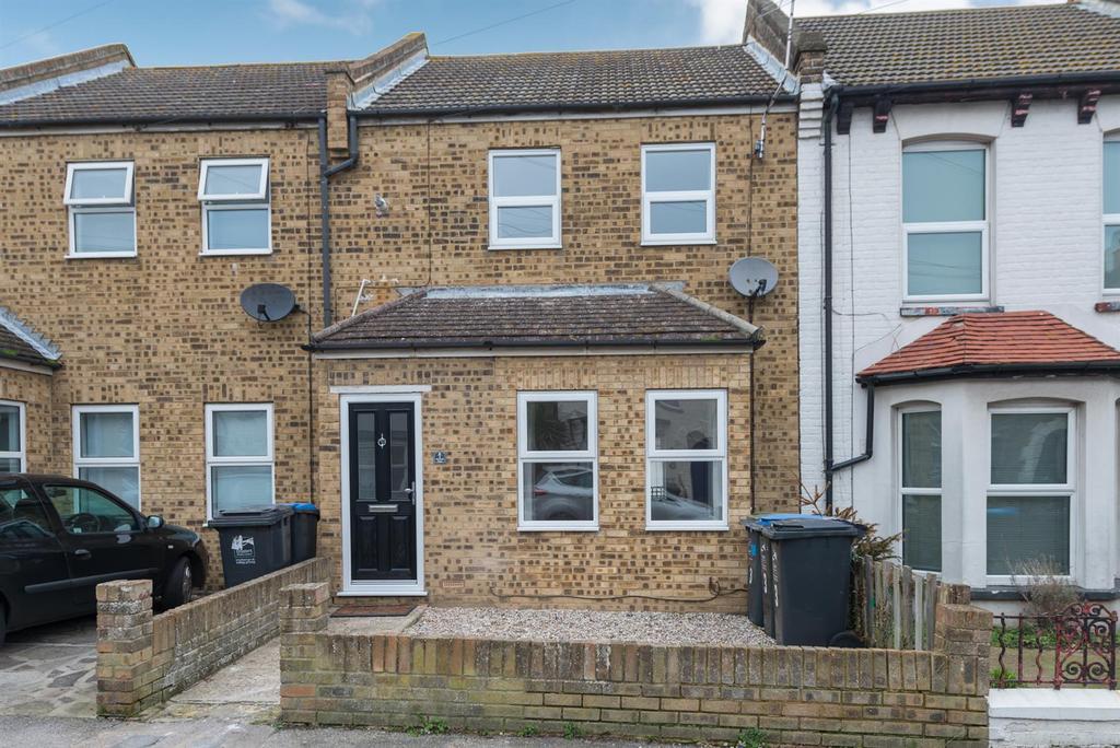Cannonbury Road, Ramsgate 2 bed house - £925 pcm (£213 pw)