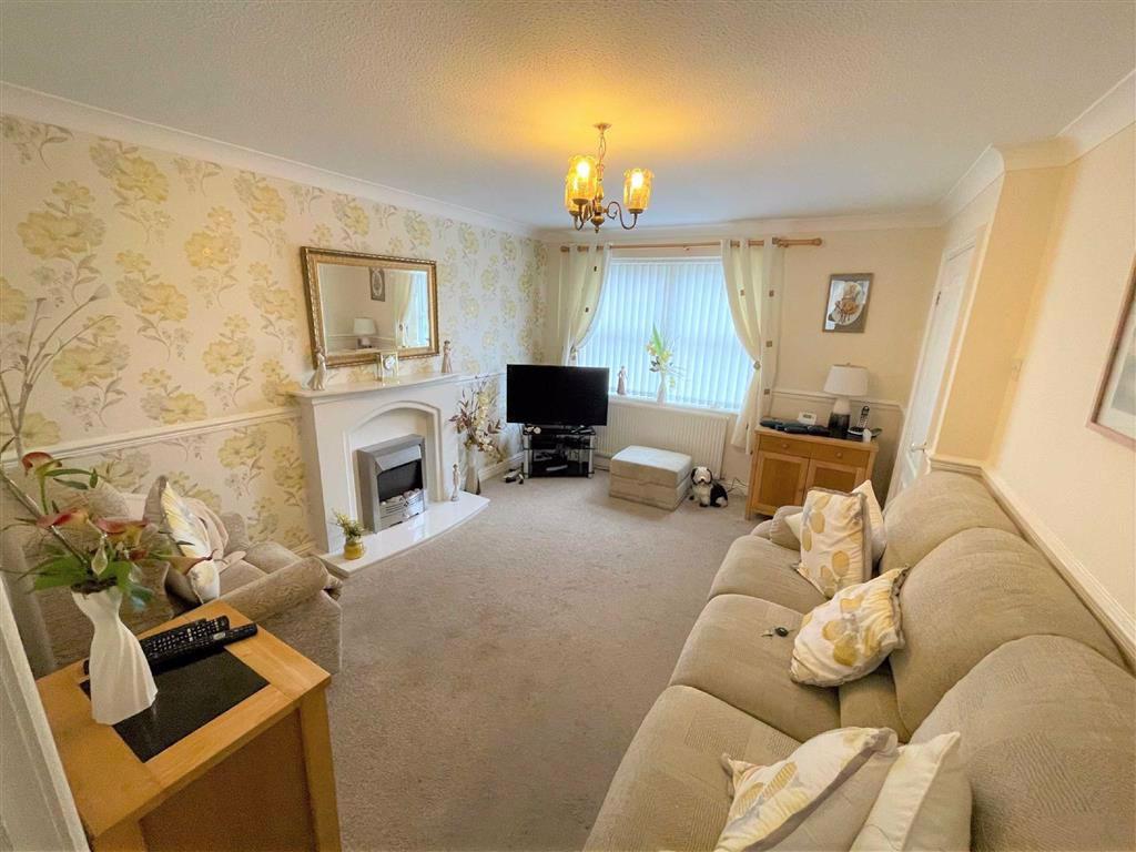 Holden Road, Leigh, Lancashire 3 bed semidetached house £215,000