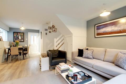 5 Beckets Square, Berkhamsted, HP4 1BZ