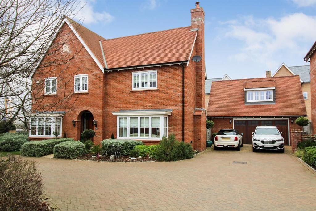 Condor Gate, Chelmsford 4 bed detached house £860,000