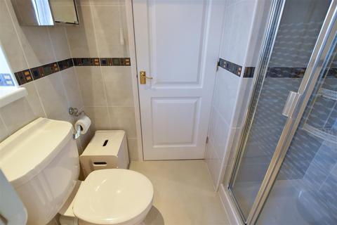 14 Ashgate Road, Willerby, Hull, HU10 6HN