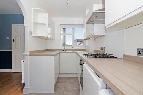 68 Kynaston Road, Bromley, BR1 5AW