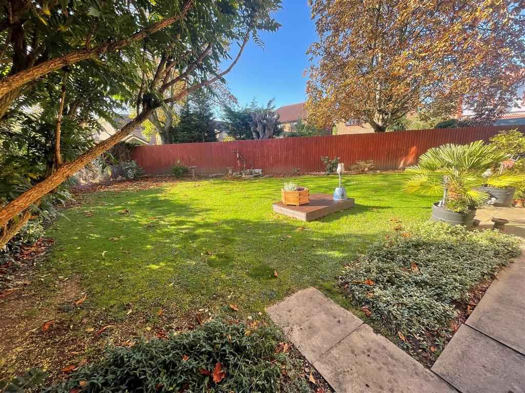 Rear Garden2.jpg