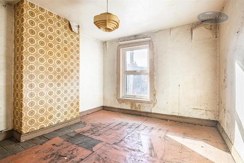 52 Whitehouse Road, Sheffield, S6 2WB