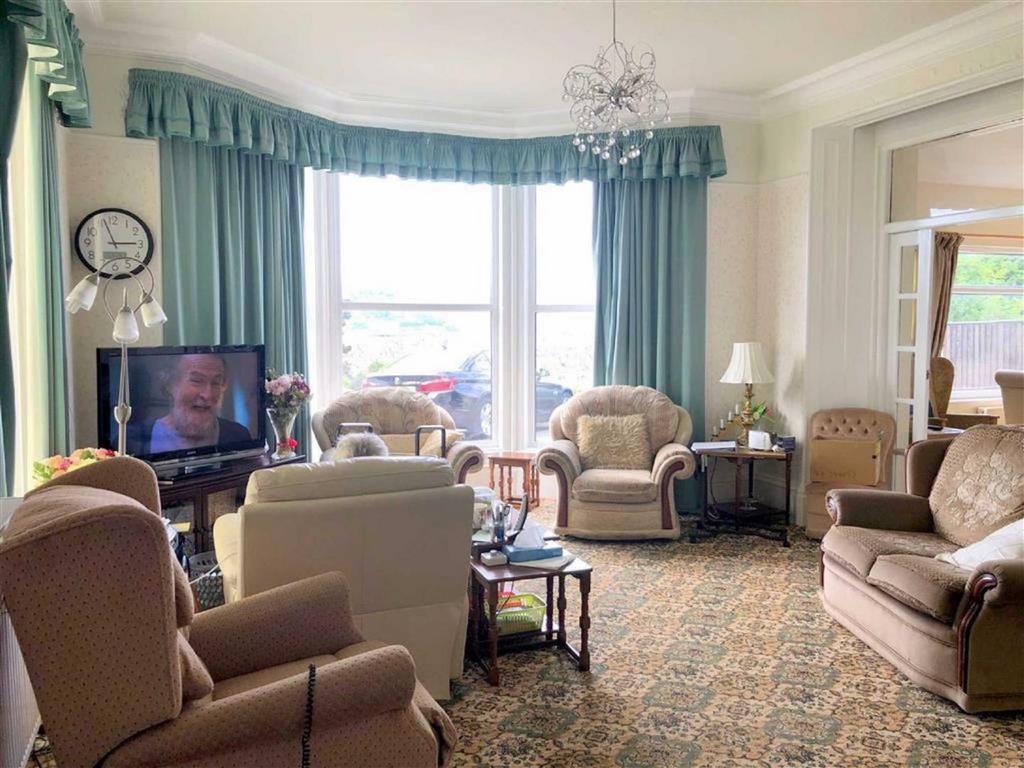 Tan Y Bryn Road, Craig Y Don, Llandudno 11 bed detached house for sale