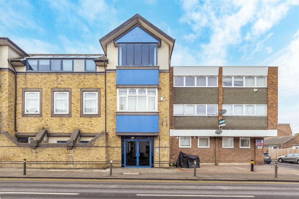 Woburn House, High Street, Addlestone 1 bed apartment £210,000