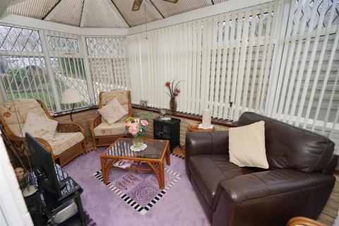 12 Broadway, Horwich, Bolton, BL6 6BY