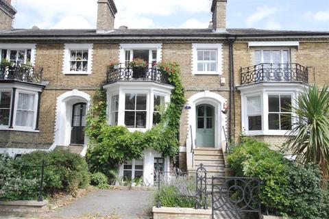 47 Cambridge Road, Southend-on-sea, SS1 1ET
