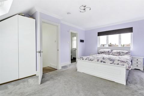 4 bedroom semi-detached house for sale - Rugby Way, Croxley Green, Rickmansworth