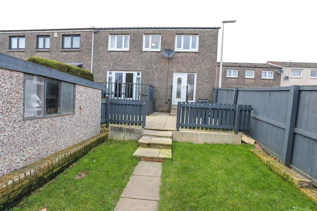 Tantallon Avenue, Glenrothes 4 bed end of terrace house £139,995