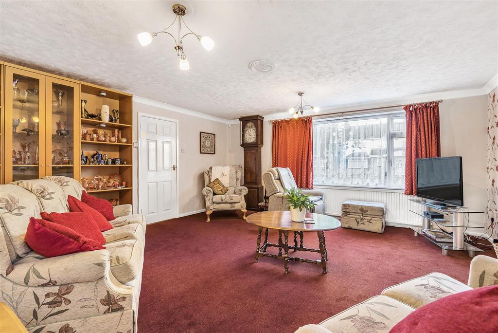 Barnstaple Road, Bedford 4 bed detached bungalow £475,000