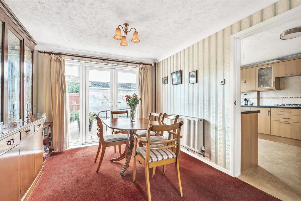 Barnstaple Road, Bedford 4 bed detached bungalow £475,000