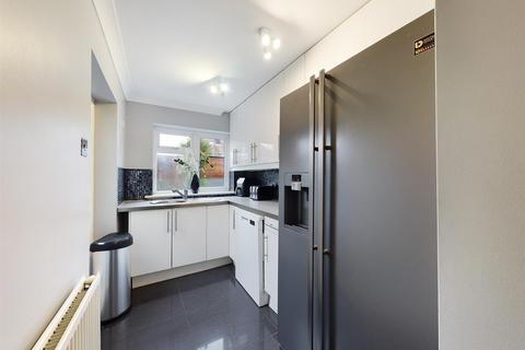 11 Goldsworth Drive, Rochester, ME2 3NR