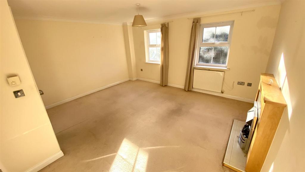 Kirkwood Drive, Durham 3 bed terraced house £225,000