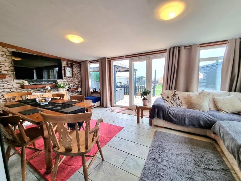 Garden room