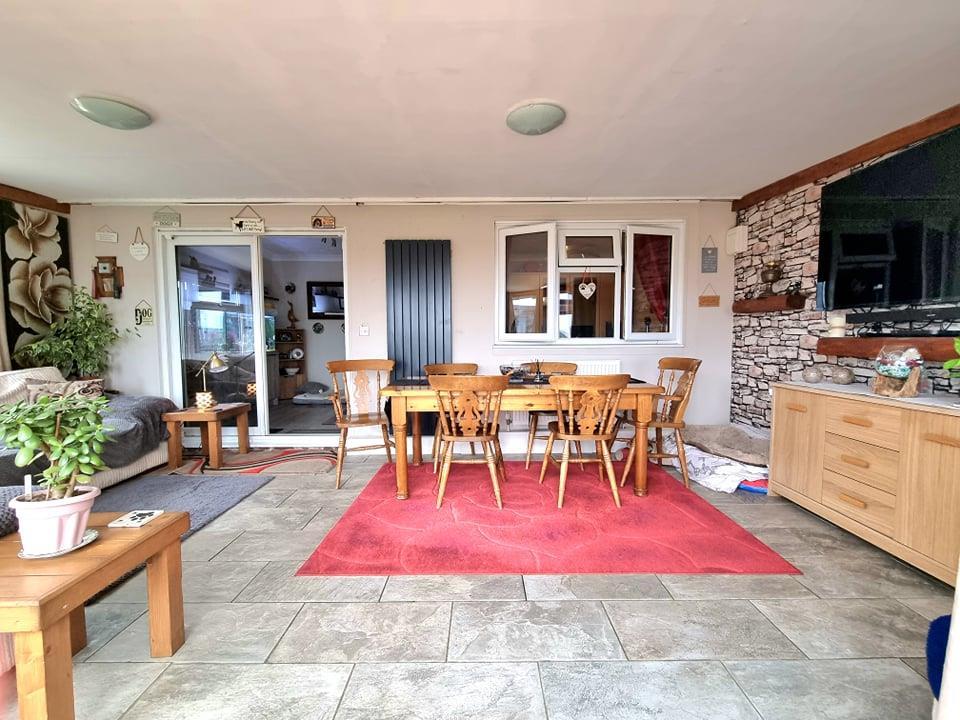 Garden room
