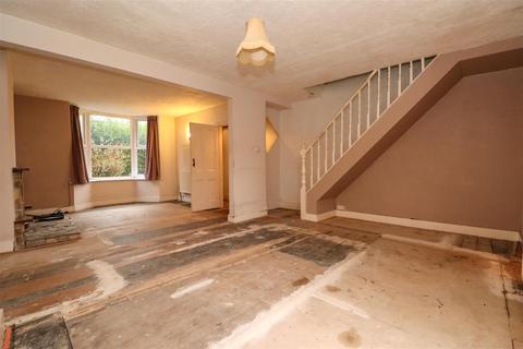 22 Barttelot Road, Horsham, RH12 1DQ