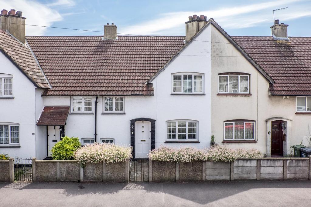 Knockhall Road, Greenhithe 2 bed terraced house £300,000