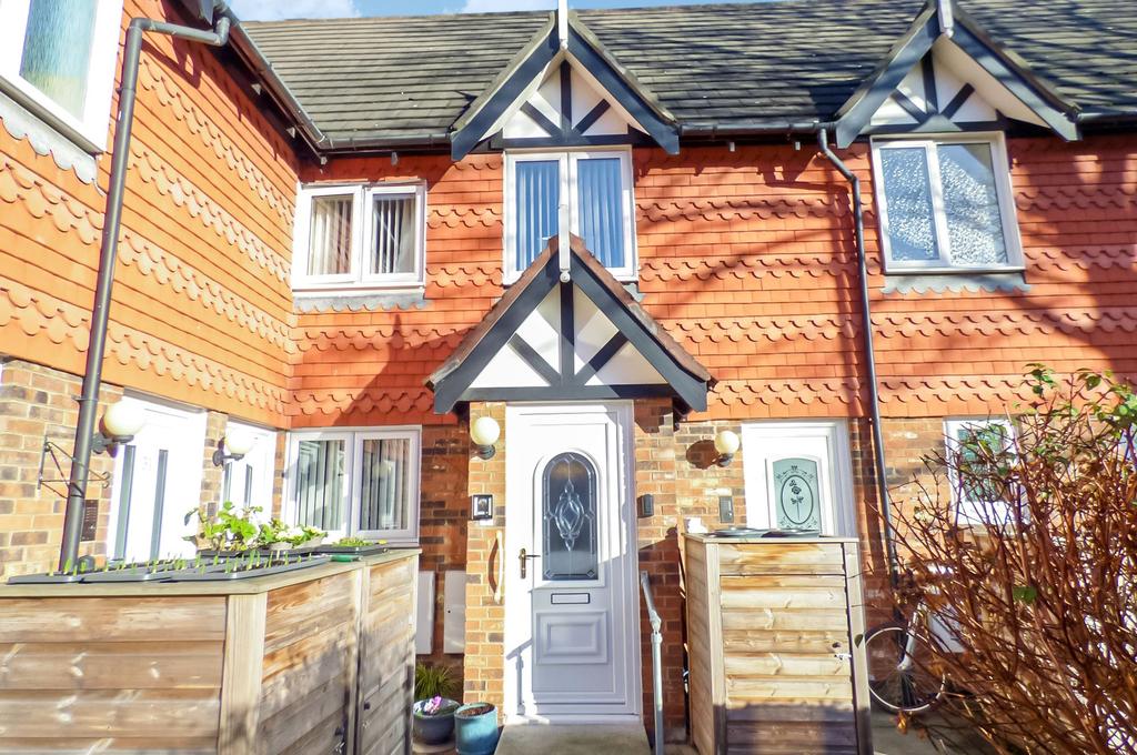 Village Court, Monkseaton, Whitley... 2 bed ground floor flat £164,000