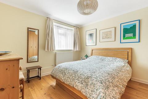 28 Church Path, London, W4 5BJ
