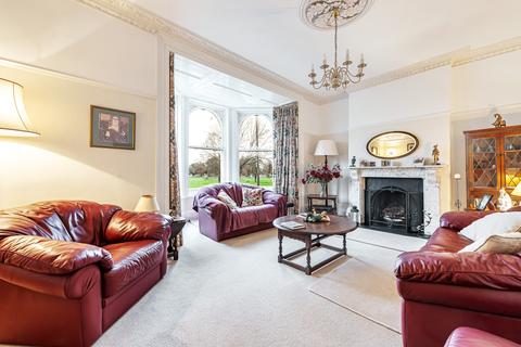 4 bedroom end of terrace house for sale - Upper Belgrave Road, Clifton, Bristol, BS8 2XN