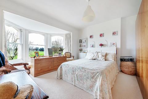 34 Upper Belgrave Road, Bristol, BS8 2XN