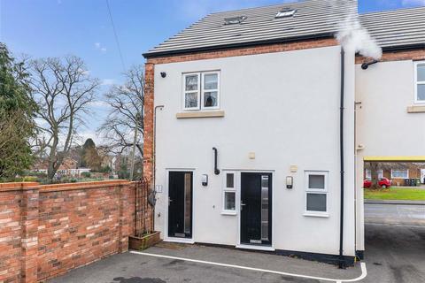 3 Charlton Place, Studley, B80 7FR
