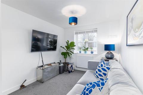 3 Charlton Place, Studley, B80 7FR