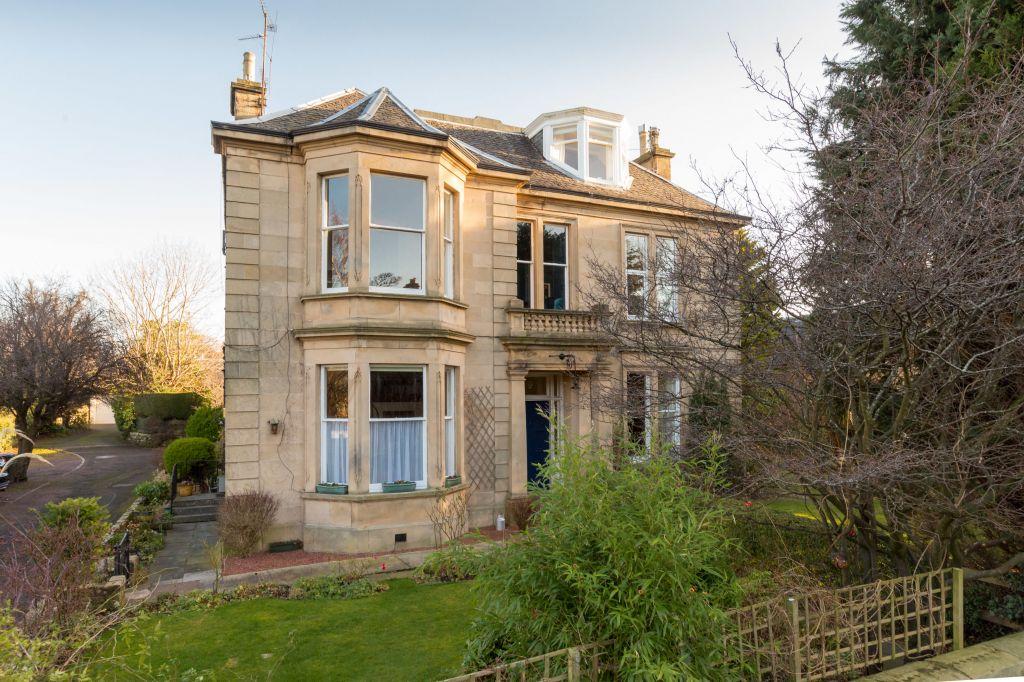 9/3 Ettrick Road, Merchiston... 2 bed flat £435,000
