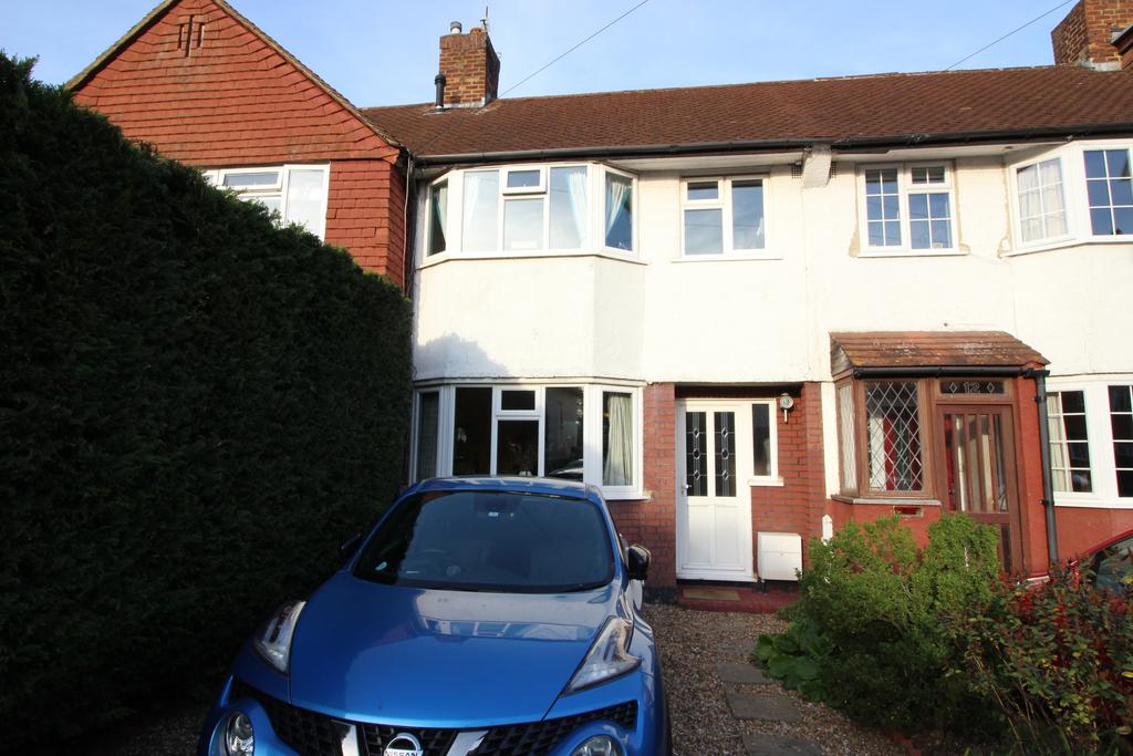Pembury Avenue, Worcester Park KT4 3 bed terraced house £485,000