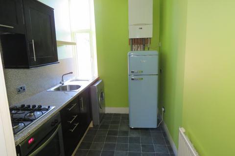 2 bedroom flat to rent, Thomson Street, Rosemount, Aberdeen, AB25