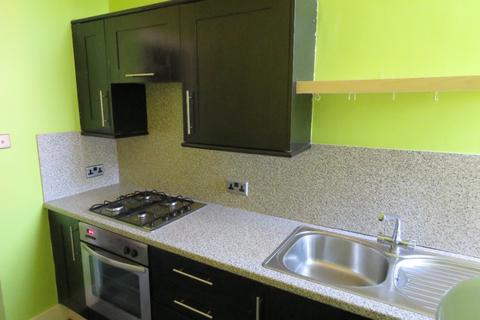 2 bedroom flat to rent, Thomson Street, Rosemount, Aberdeen, AB25