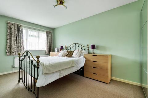 1 Bernard Close, Yarnton, Kidlington, OX5 1QP