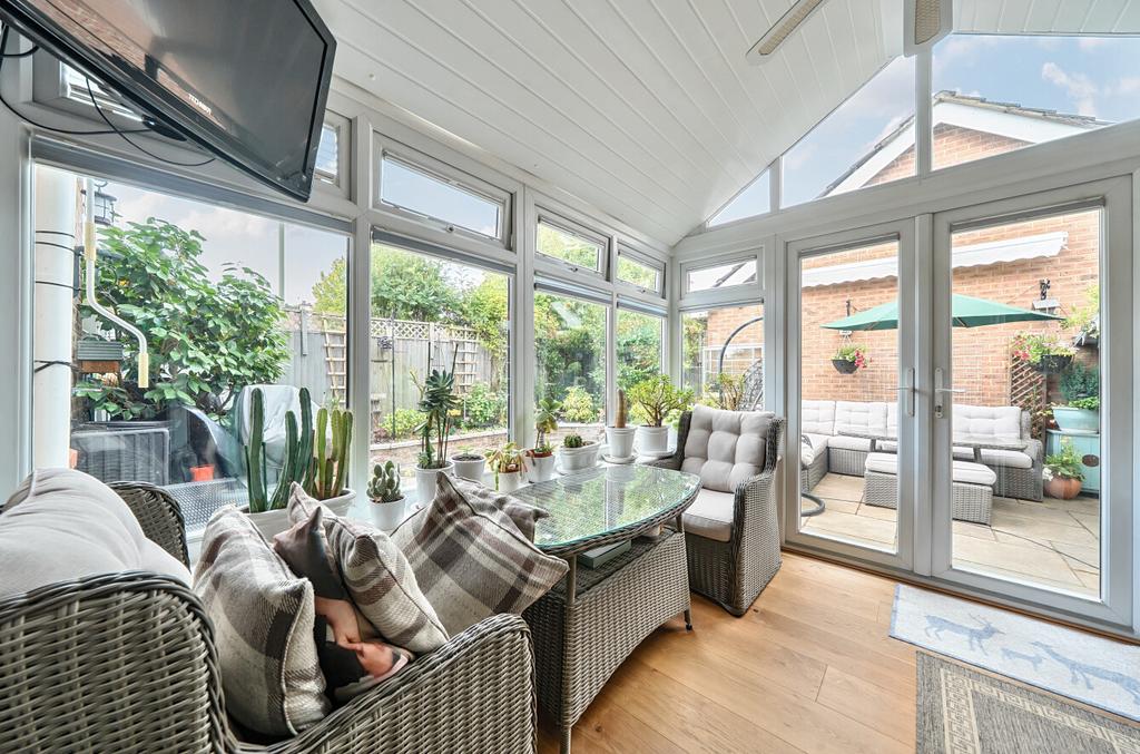 1340417-19-689e27...