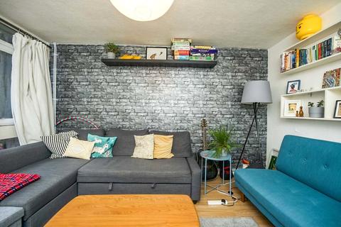 38 Bushell Close, London, SW2 3LL