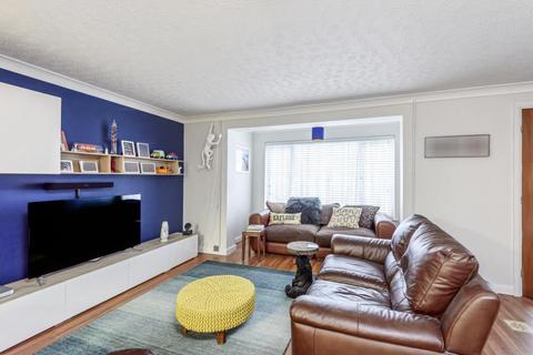 36 Barretts Way, Sutton Courtenay, Abingdon, OX14 4DE