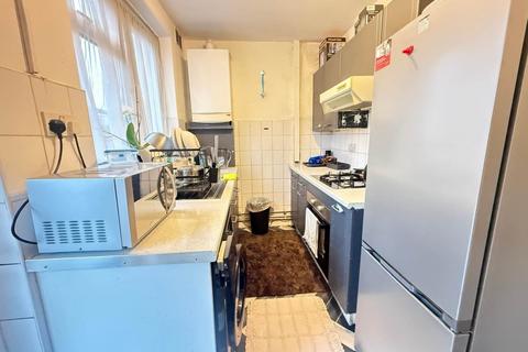 undefined, Shelley Ave, Greenford, UB6 8RX