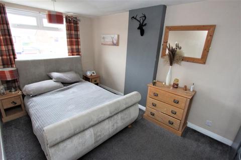 3 bedroom semi-detached house for sale - Archers Way, Ellesmere Port